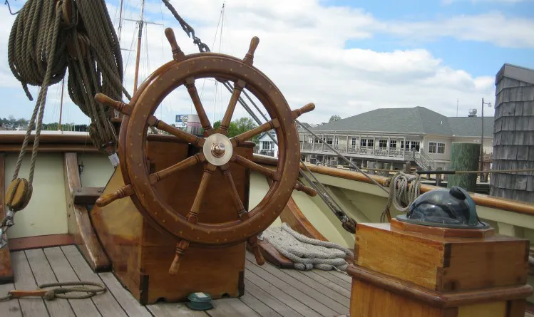 Vier kapiteins op een schip. Een garantie voor conflicten?