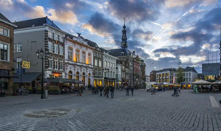 Openingstijden tijdens feestdagen